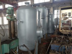 定期排汙擴容器